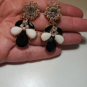 6/$20 Earrings